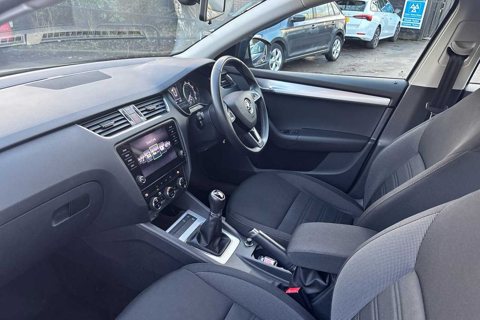 SKODA OCTAVIA 1.5 TSI SE 5dr