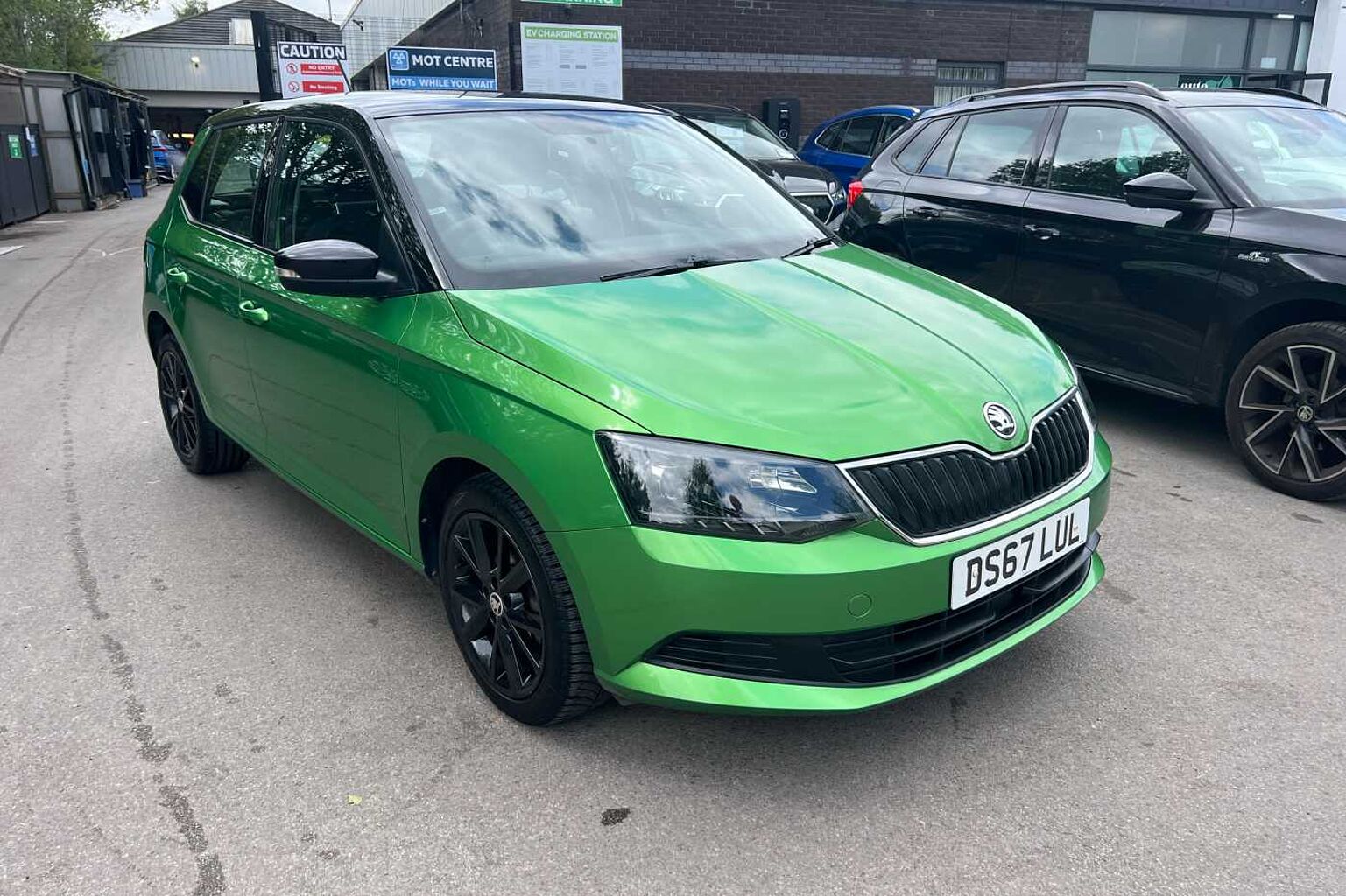SKODA FABIA 1.0 MPI Colour Edition 5dr
